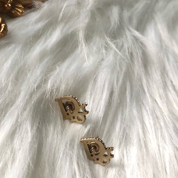 Letter Bronzed Gold Earrings - Picture 7 of 8